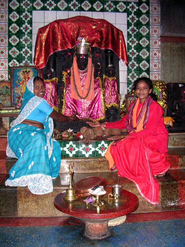 Shivani-Ashram-temple.jpg